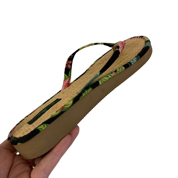 Vera Bradley 2-Piece Set Small Purse Bag and Matching Flip-Flops 6 Botanica - Picture 6 of 8